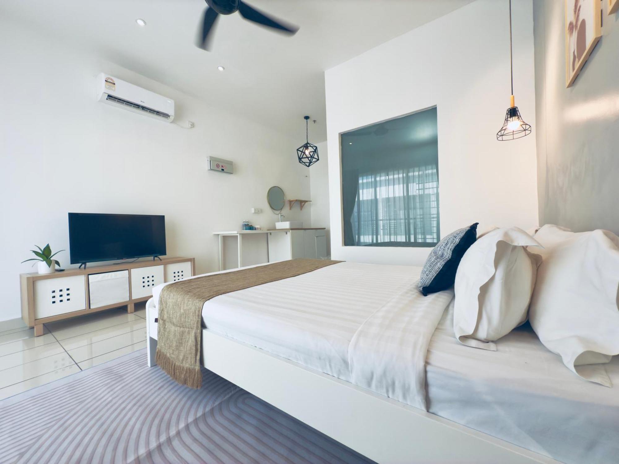 Owl Nest Suite' At Aeropod Sovo Kota Kinabalu Room photo